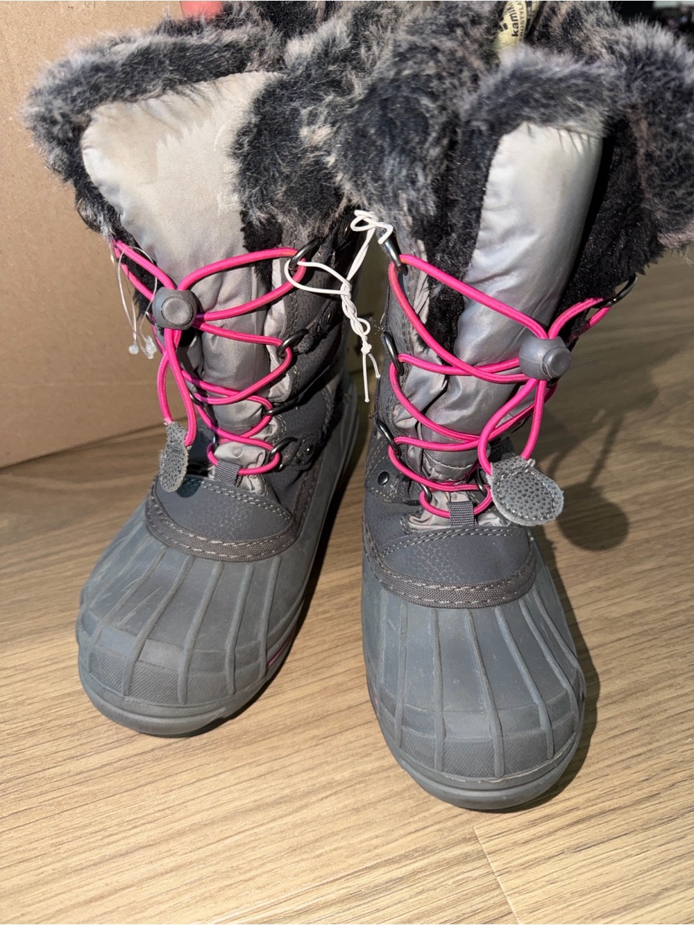 Kamik Gray Winter Snow Boots with Pink Laces